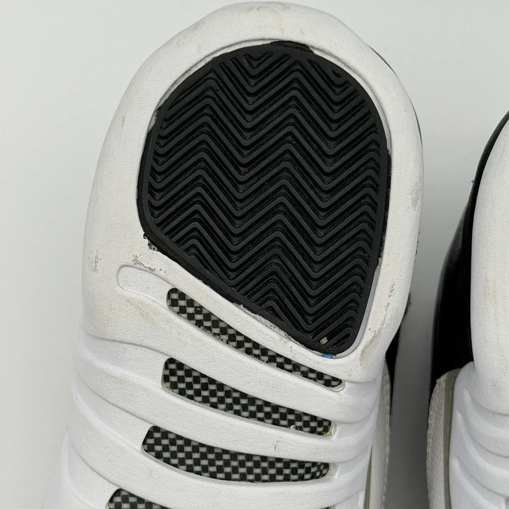 Jordan 12 Retro Playoff GS 2022 Black White 153265-006 Size 6.5Y/8W Clean!‎